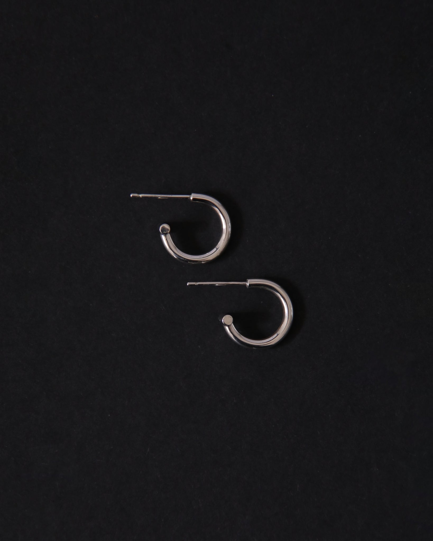 Eos ⌀2mm  Hoop Earrings 10mm